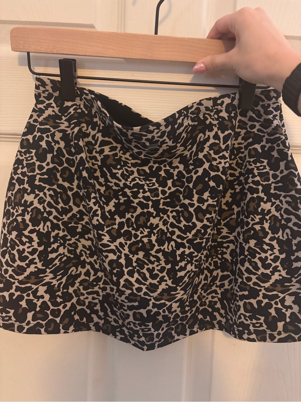 Fabletics Black and Cream Leopard Print Skirt